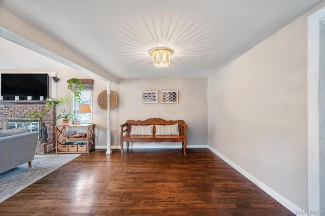 990 Thomas Avenue, Baldwin, NY 11510