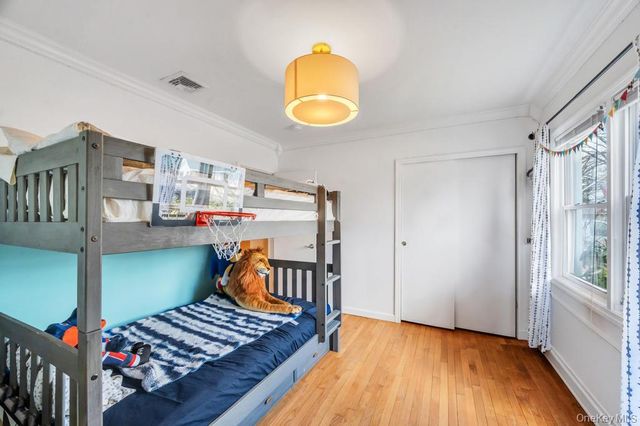 990 Thomas Avenue, Baldwin, NY 11510