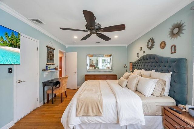 990 Thomas Avenue, Baldwin, NY 11510