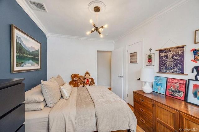 990 Thomas Avenue, Baldwin, NY 11510