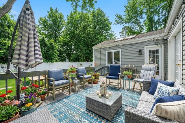 990 Thomas Avenue, Baldwin, NY 11510