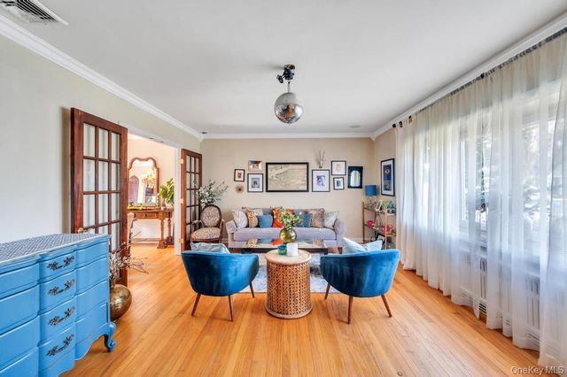 990 Thomas Avenue, Baldwin, NY 11510