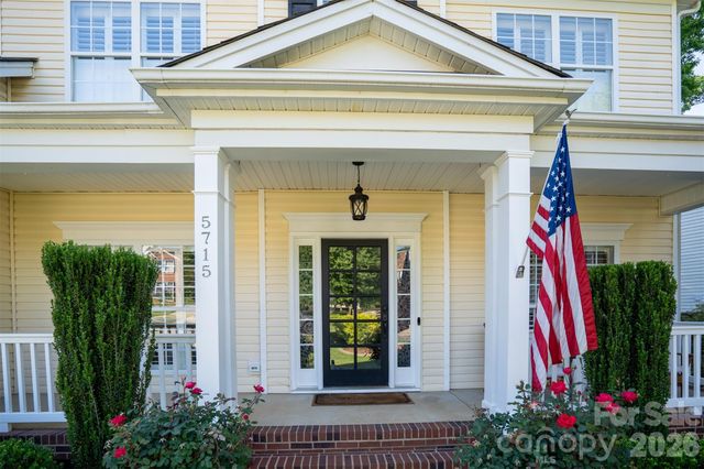 5715 Snapdragon Lane, Huntersville, NC 28078