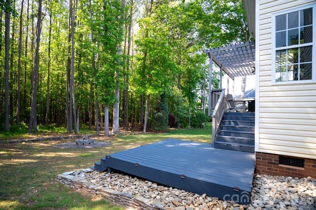 5715 Snapdragon Lane, Huntersville, NC 28078