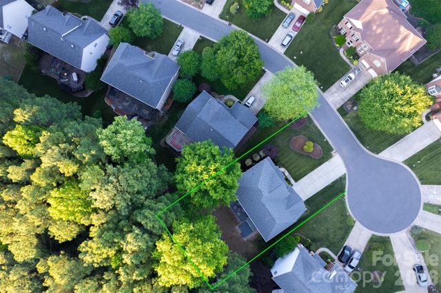 5715 Snapdragon Lane, Huntersville, NC 28078