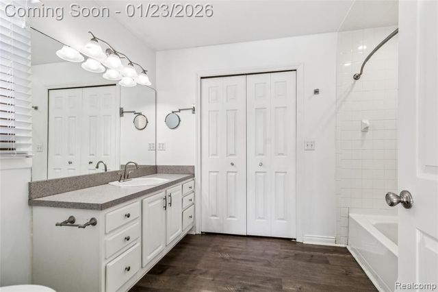 1991 Karen Avenue, Saint Clair, MI 48079