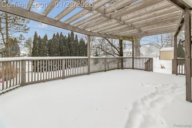 1991 Karen Avenue, Saint Clair, MI 48079