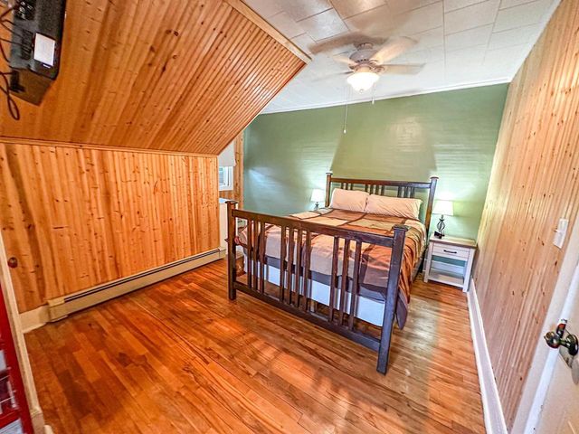 421 N 2ND AVENUE, Park Falls, WI 54552