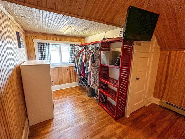 421 N 2ND AVENUE, Park Falls, WI 54552