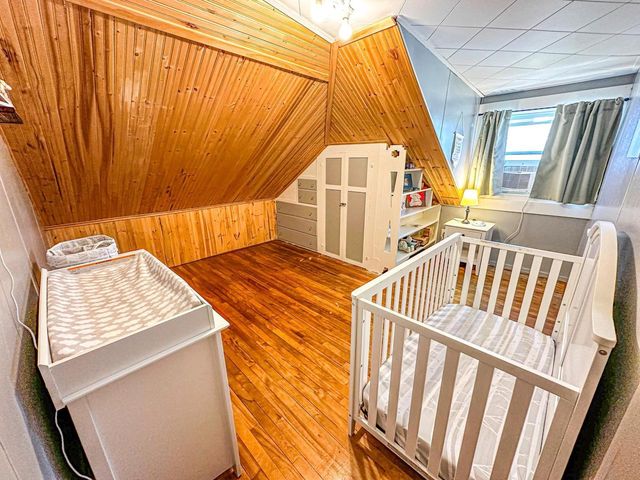 421 N 2ND AVENUE, Park Falls, WI 54552