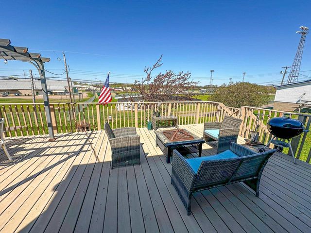 421 N 2ND AVENUE, Park Falls, WI 54552