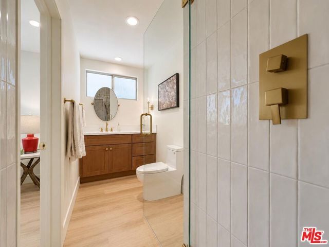 11425 Dona Evita Drive, Studio City (los Angeles), CA 91604