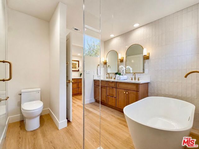 11425 Dona Evita Drive, Studio City (los Angeles), CA 91604