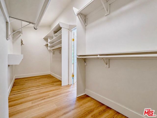 11425 Dona Evita Drive, Studio City (los Angeles), CA 91604