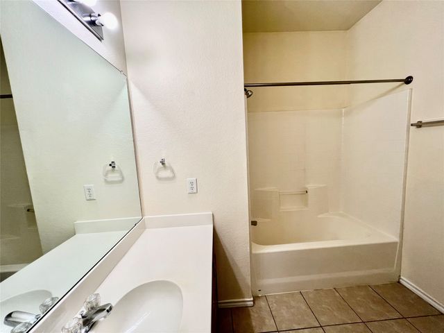 848 Mirabell Court 850, Arlington, TX 76015