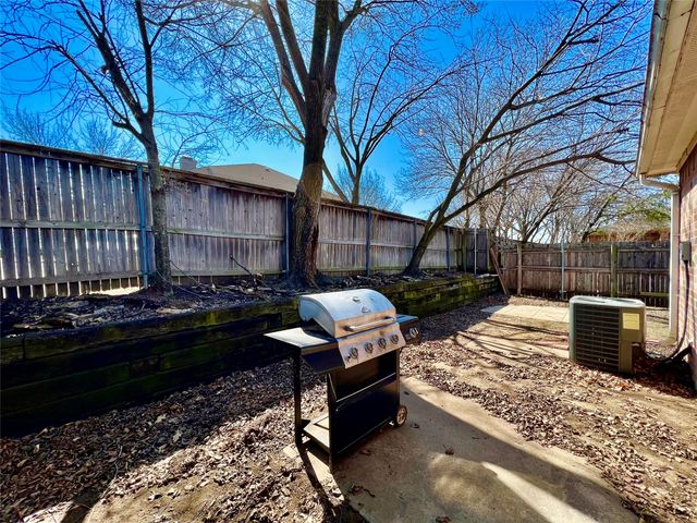 848 Mirabell Court 850, Arlington, TX 76015