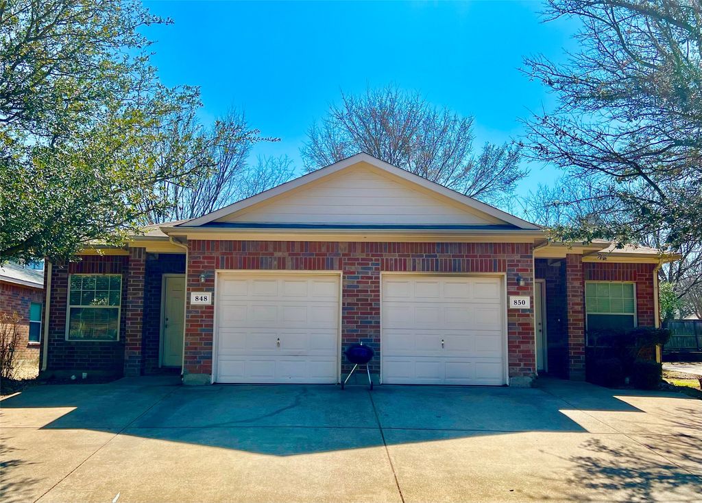 848 Mirabell Court 850, Arlington, TX 76015