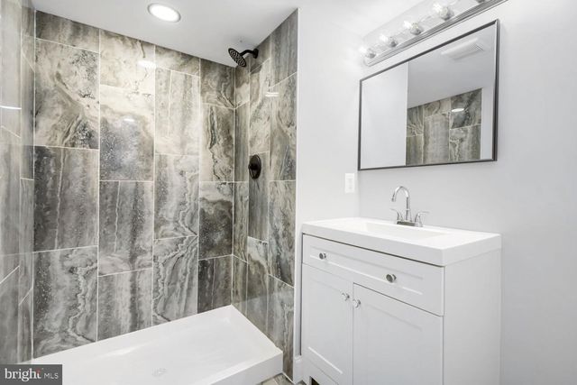 4912 RIDGE RD, Baltimore, MD 21237