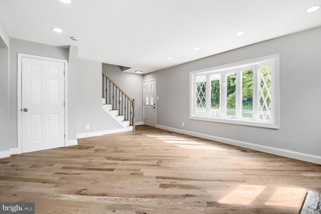 4912 RIDGE RD, Baltimore, MD 21237