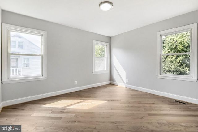 4912 RIDGE RD, Baltimore, MD 21237