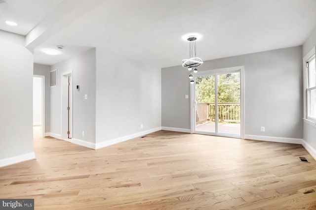 4912 RIDGE RD, Baltimore, MD 21237