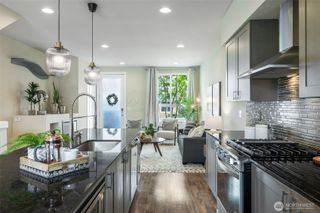 9725 10th Place SW, Seattle, WA 98106