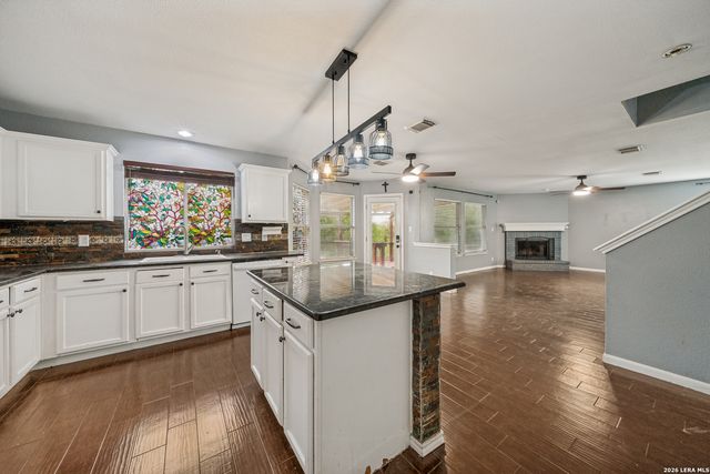 8411 Copperbluff, Converse, TX 78109