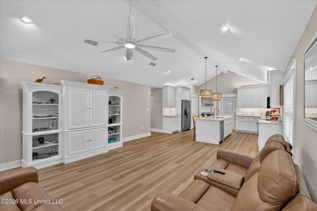 975 Luawai Way, Diamondhead, MS 39525