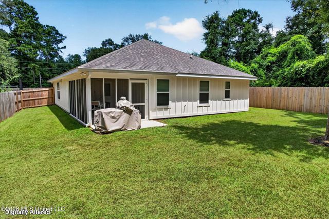975 Luawai Way, Diamondhead, MS 39525