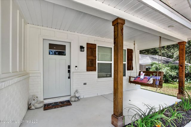 975 Luawai Way, Diamondhead, MS 39525