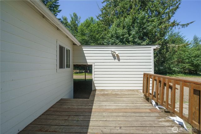 798 State Route 4, Naselle, WA 98638