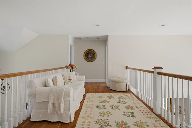 19 Cedarfield Lane, Westhampton, NY 11977