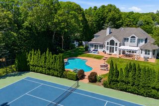19 Cedarfield Lane, Westhampton, NY 11977