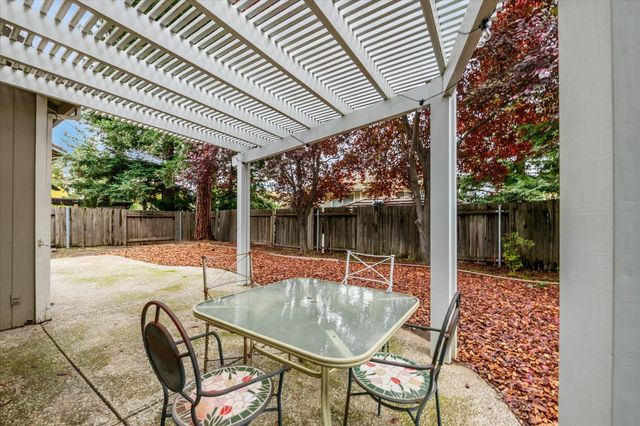 5636 Darby Rd, Rocklin, CA 95765