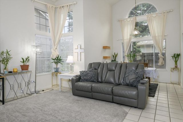 5636 Darby Rd, Rocklin, CA 95765