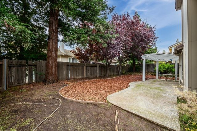 5636 Darby Rd, Rocklin, CA 95765