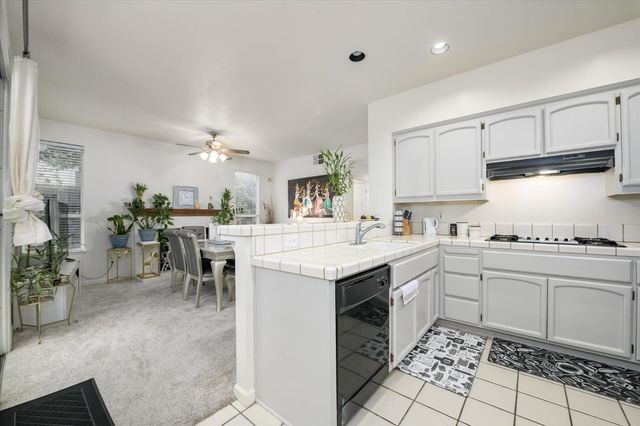 5636 Darby Rd, Rocklin, CA 95765