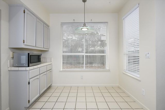 5636 Darby Rd, Rocklin, CA 95765