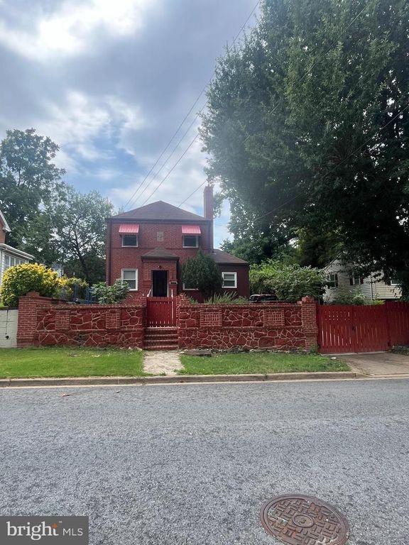 5201 VARNUM ST, Bladensburg, MD 20710