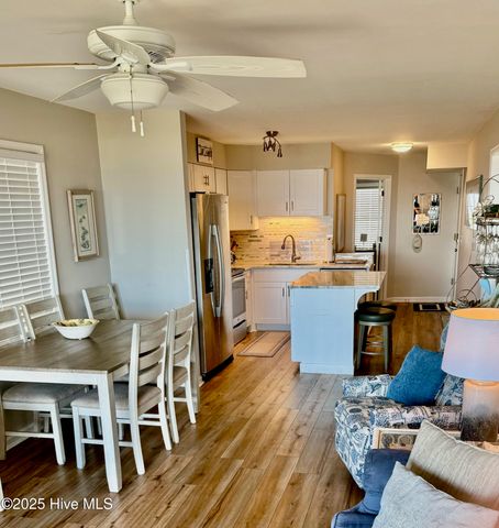 31 Ocean Isle West Boulevard # 3-2, Ocean Isle Beach, NC 28469
