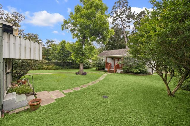705 W 34th Street, Houston, TX 77018