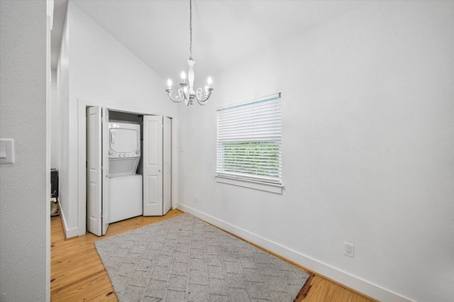 705 W 34th Street, Houston, TX 77018