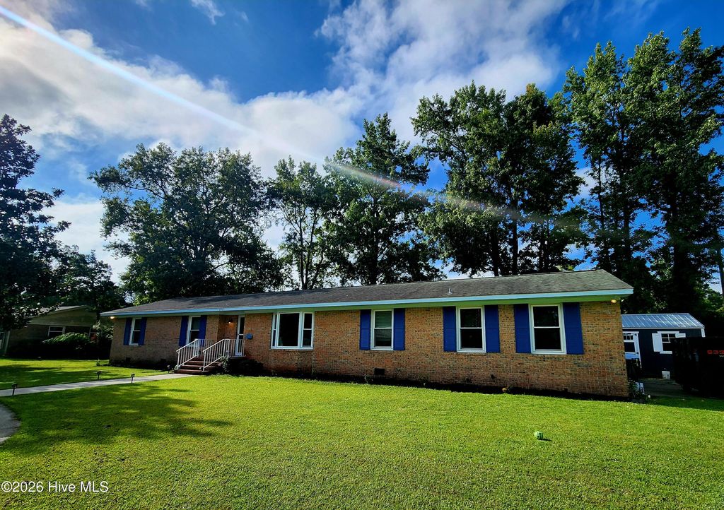 200 Stratford Road, Havelock, NC 28532