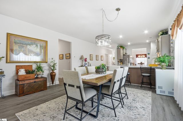 1 Woodcross Drive, Simpsonville, SC 29681