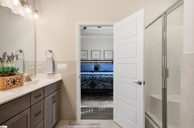 1 Woodcross Drive, Simpsonville, SC 29681