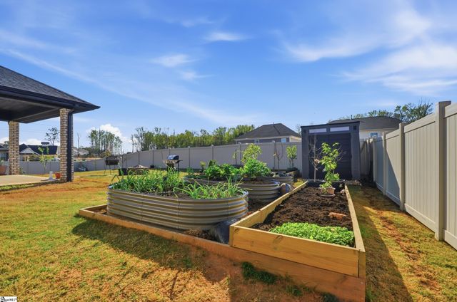 1 Woodcross Drive, Simpsonville, SC 29681