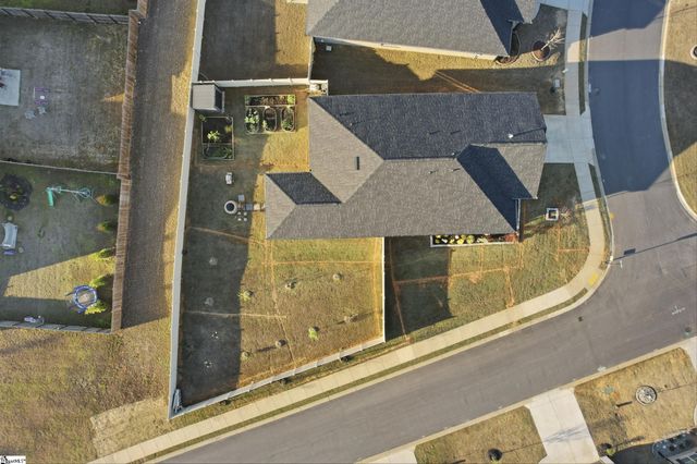 1 Woodcross Drive, Simpsonville, SC 29681