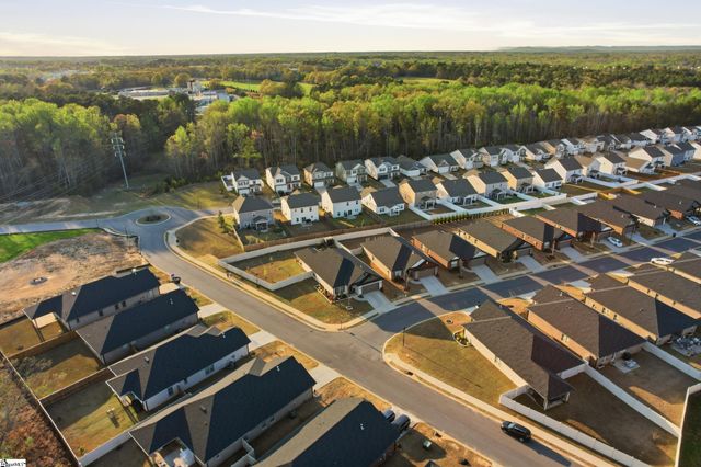 1 Woodcross Drive, Simpsonville, SC 29681