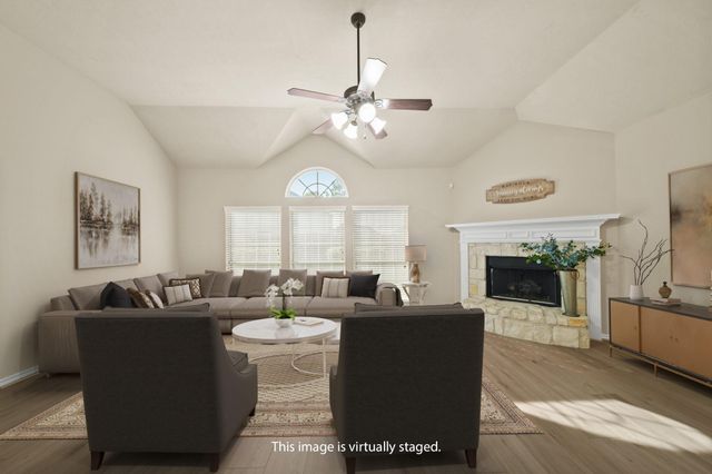 1915 Stable Stone Lane, Pearland, TX 77581