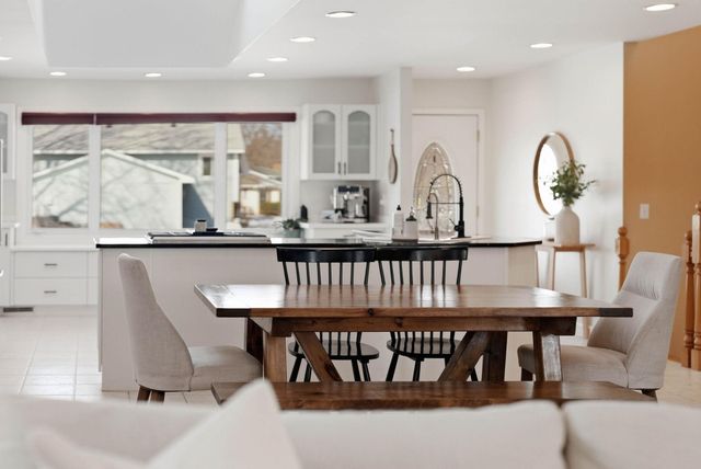 10405 99th Place N, Maple Grove, MN 55369